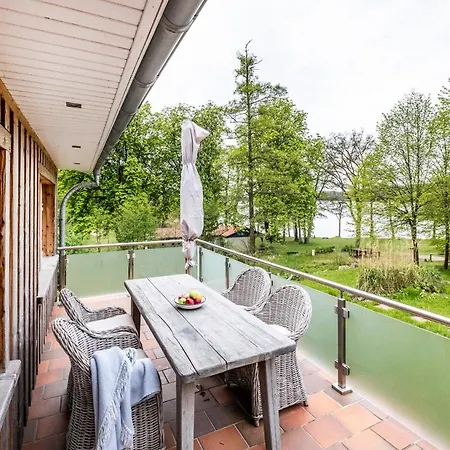 Strandhaus Lichtenberg Hébergement de vacances Feldberger Seenlandschaft